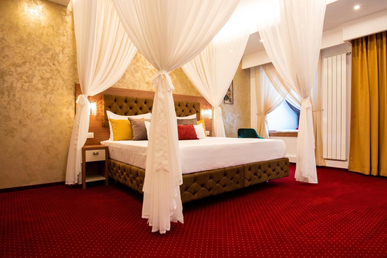 Vila Simonte Poiana Brasov Hotel Buitenkant foto