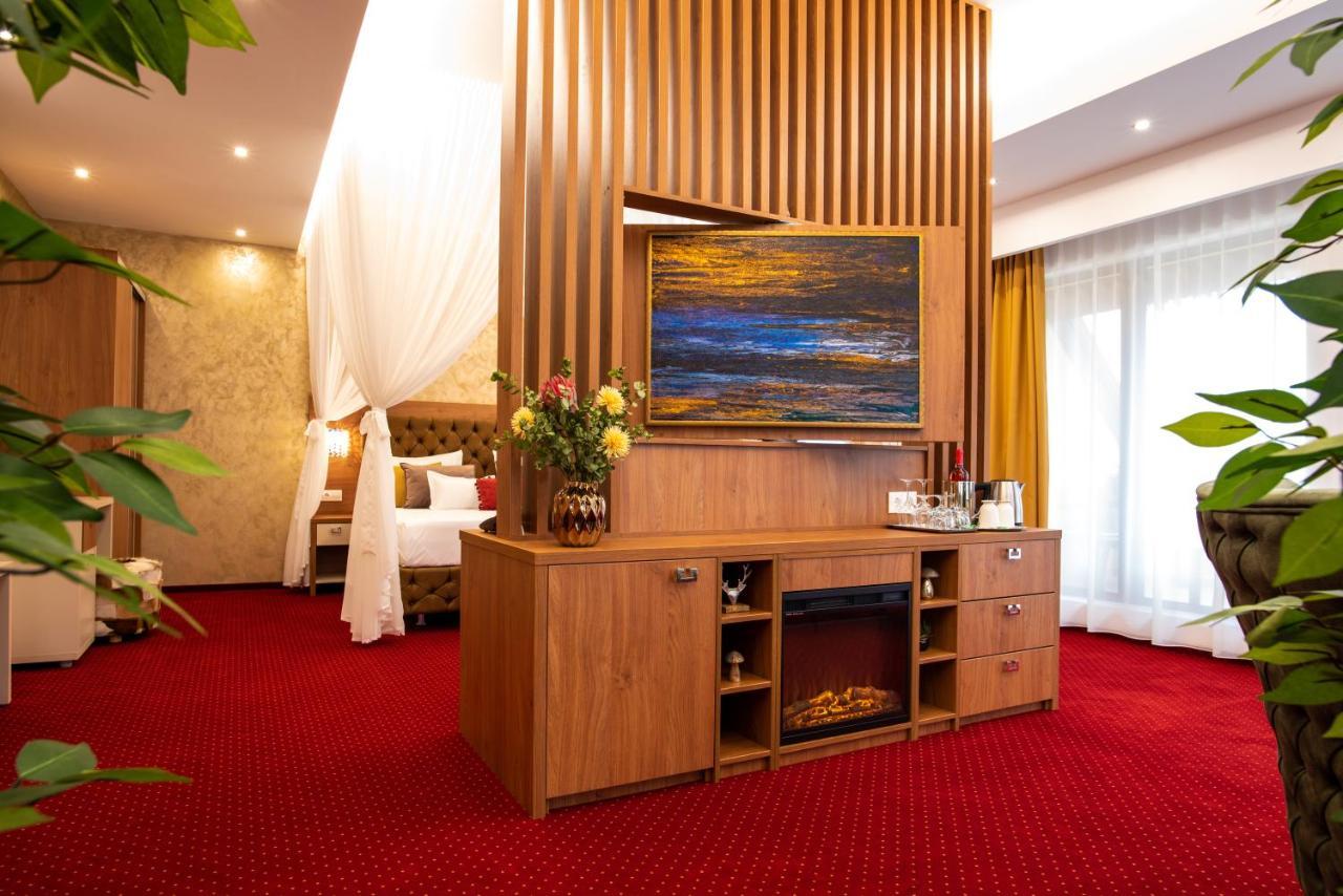 Vila Simonte Poiana Brasov Hotel Buitenkant foto